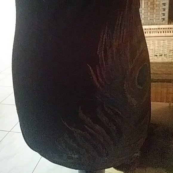 SALE! Hot & Delicious peacock black top - Picture 2 of 8